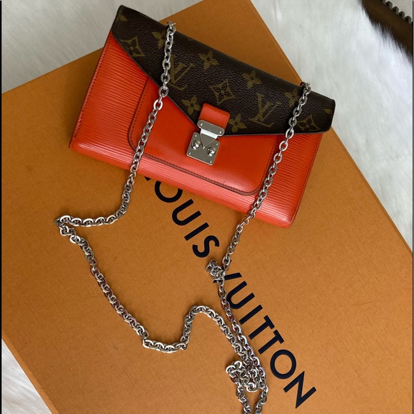 Louis Vuitton Handbags - Louis Vuitton